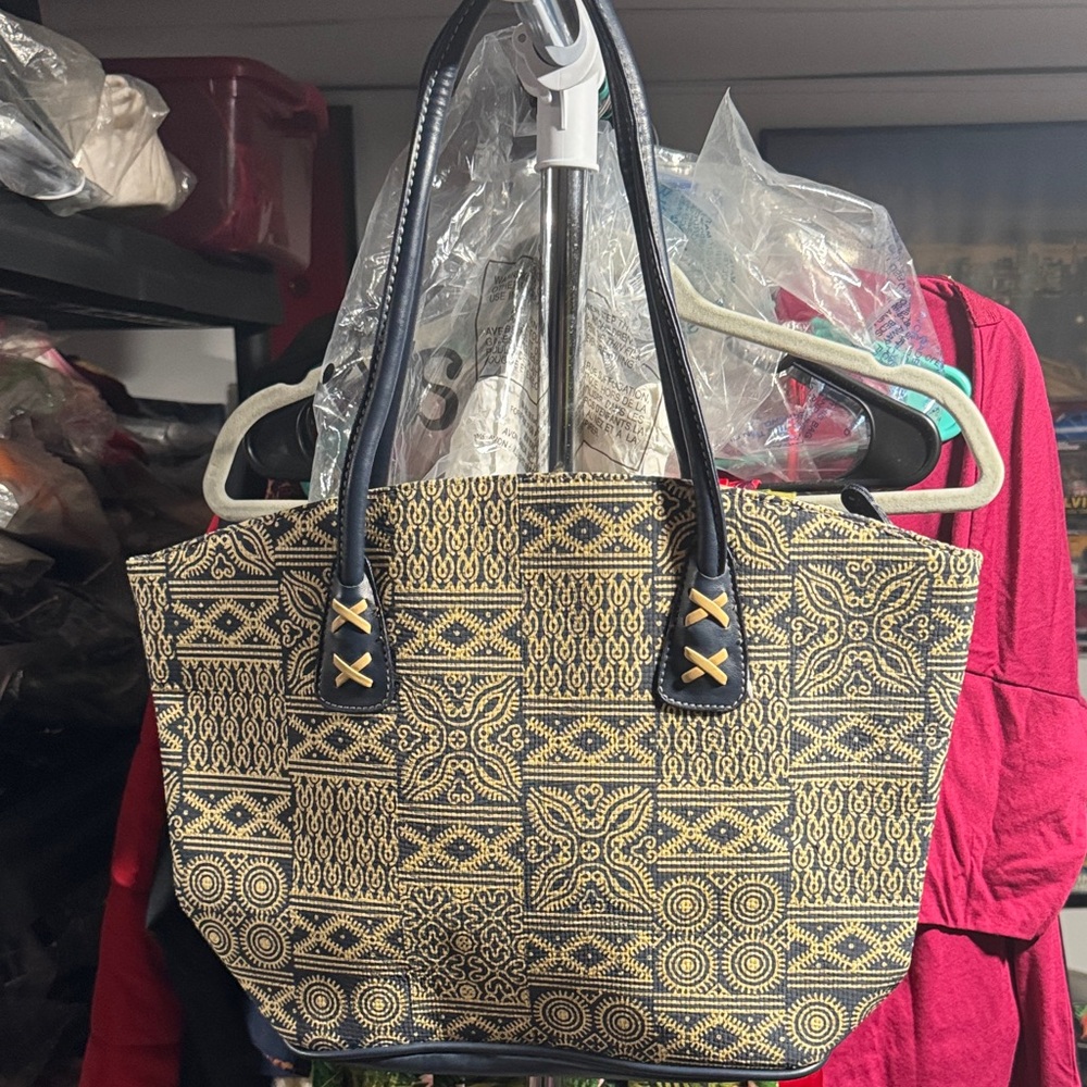 Avon Patterned Tote Bag with Black Handles